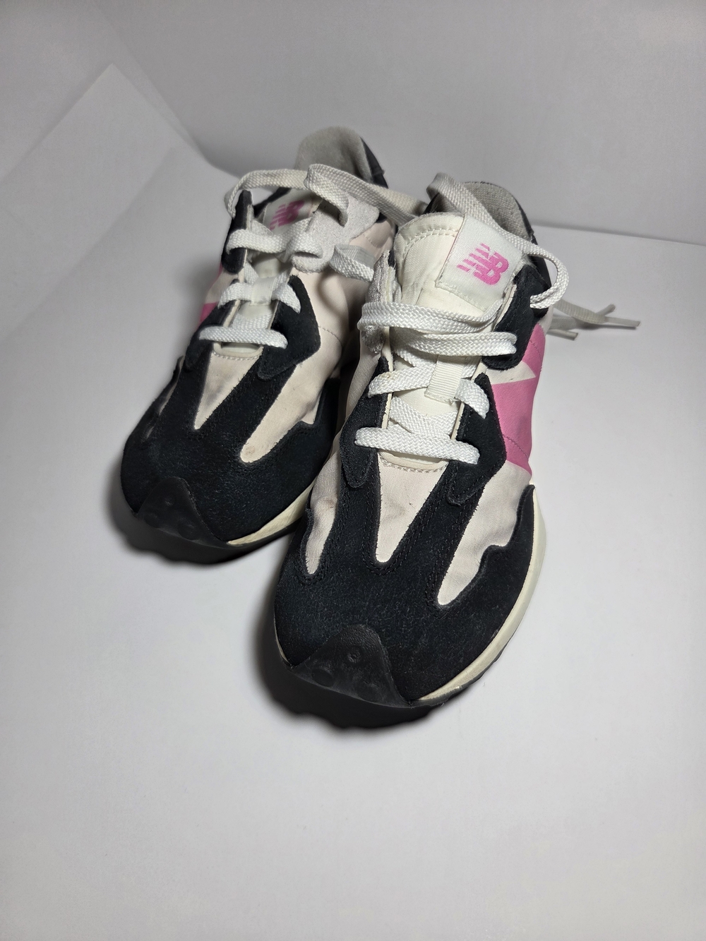New Balance 327 Black Real Pink Running Shoes Junior Kids Size 3.5Y Women's 5